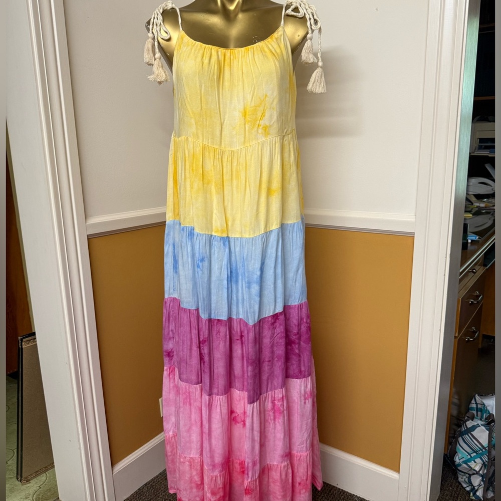 White Birch NWT tiered Tie-Dye Maxi Dress Small